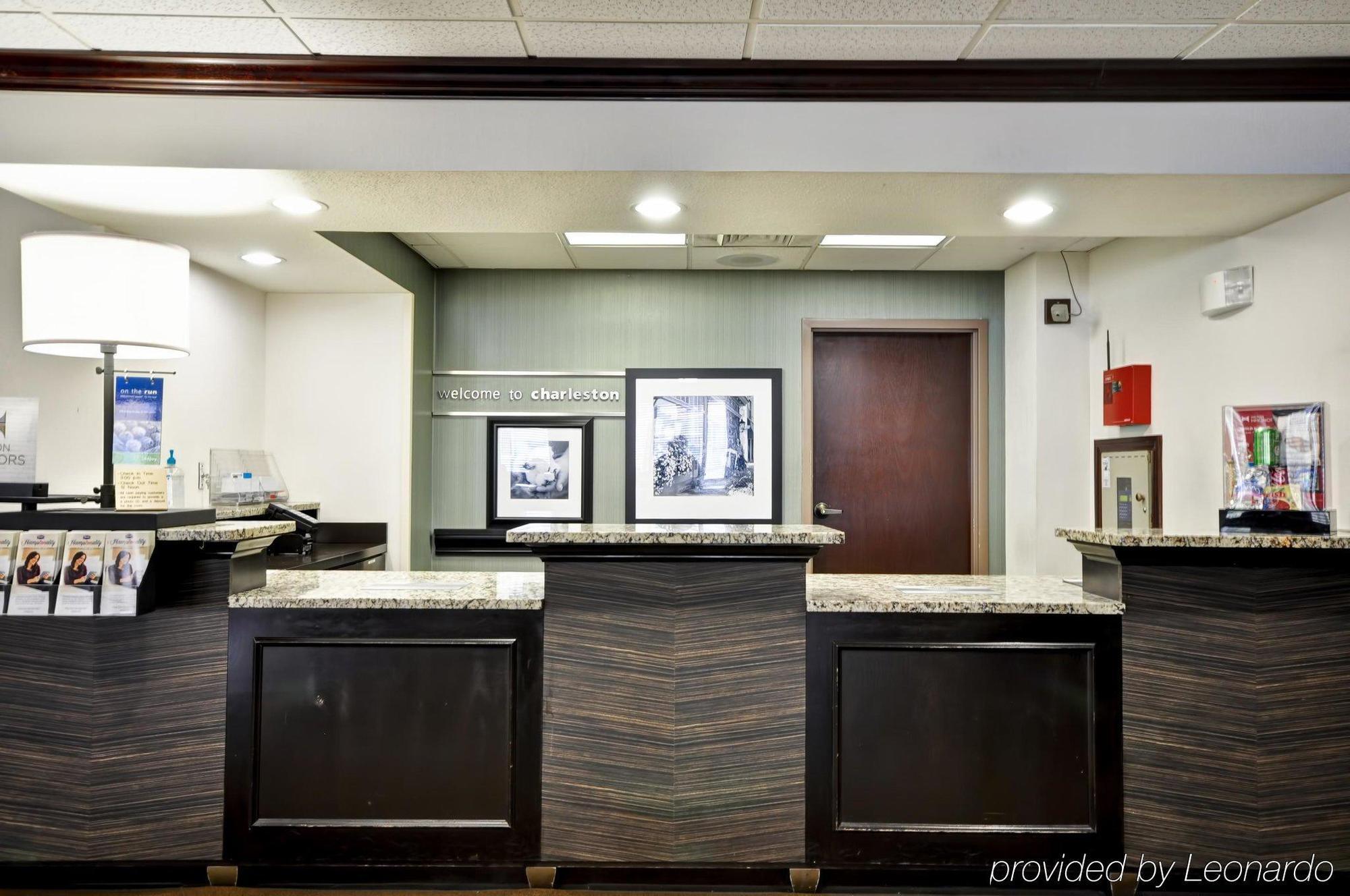 Отель Wingate By Wyndham Charleston Coliseum Север Чарлстон Экстерьер фото