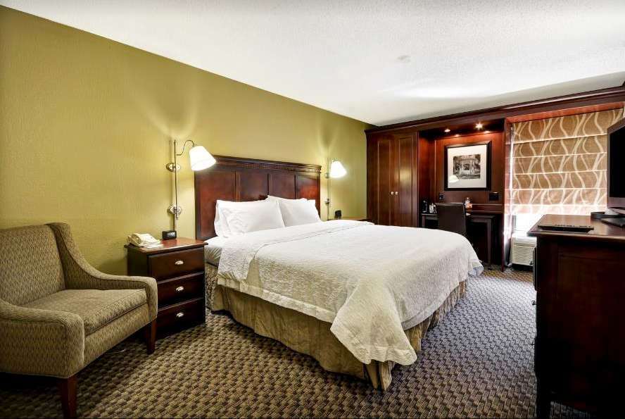 Отель Wingate By Wyndham Charleston Coliseum Север Чарлстон Номер фото